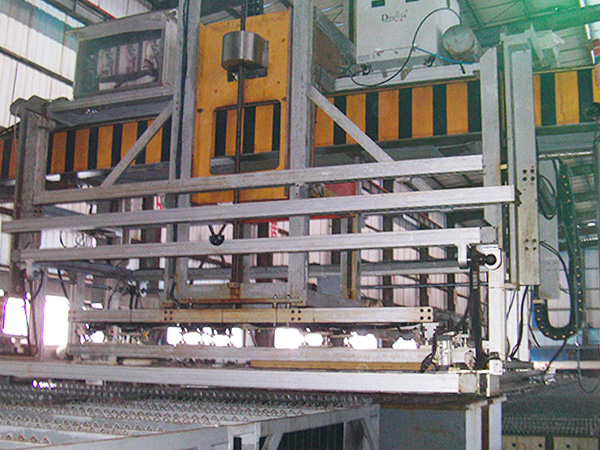 什么是電解錳、鋅自動(dòng)生產(chǎn)線(xiàn)